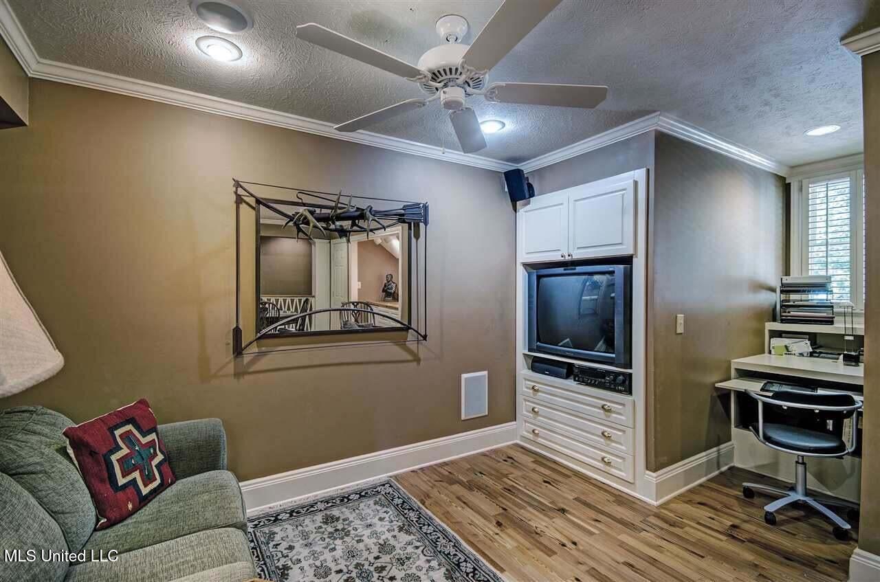 5145 Canton Heights Drive Jackson, MS 39211 - Photo 18 of 24 Upstairs den 2