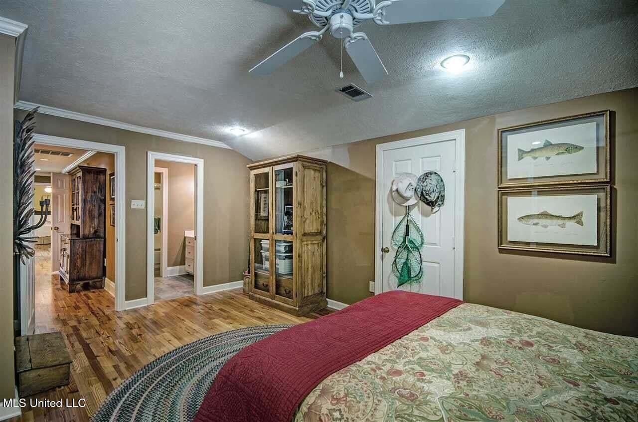 5145 Canton Heights Drive Jackson, MS 39211 - Photo 20 of 24 Upstairs bedroom 3