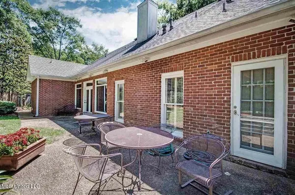 $366,900 | 5145 Canton Heights Drive, Jackson, MS 39211