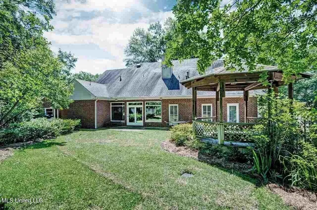 $366,900 | 5145 Canton Heights Drive, Jackson, MS 39211