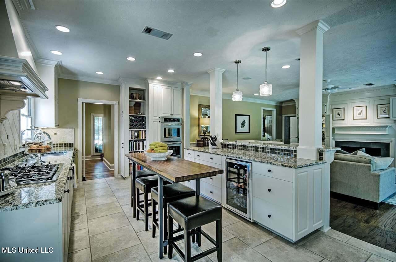 5145 Canton Heights Drive Jackson, MS 39211 - Photo 10 of 24 Kitchen