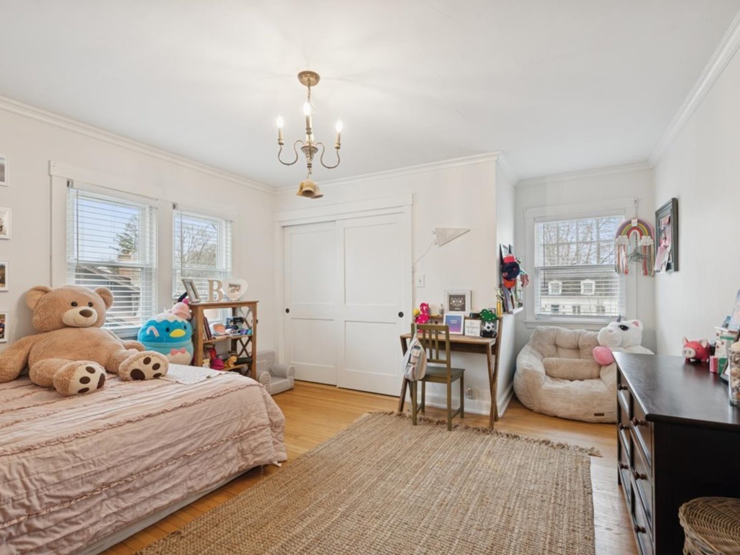 518 Vine Avenue Park Ridge, IL 60068 - Photo 16 of 27 a bedroom with furniture and a wooden floor