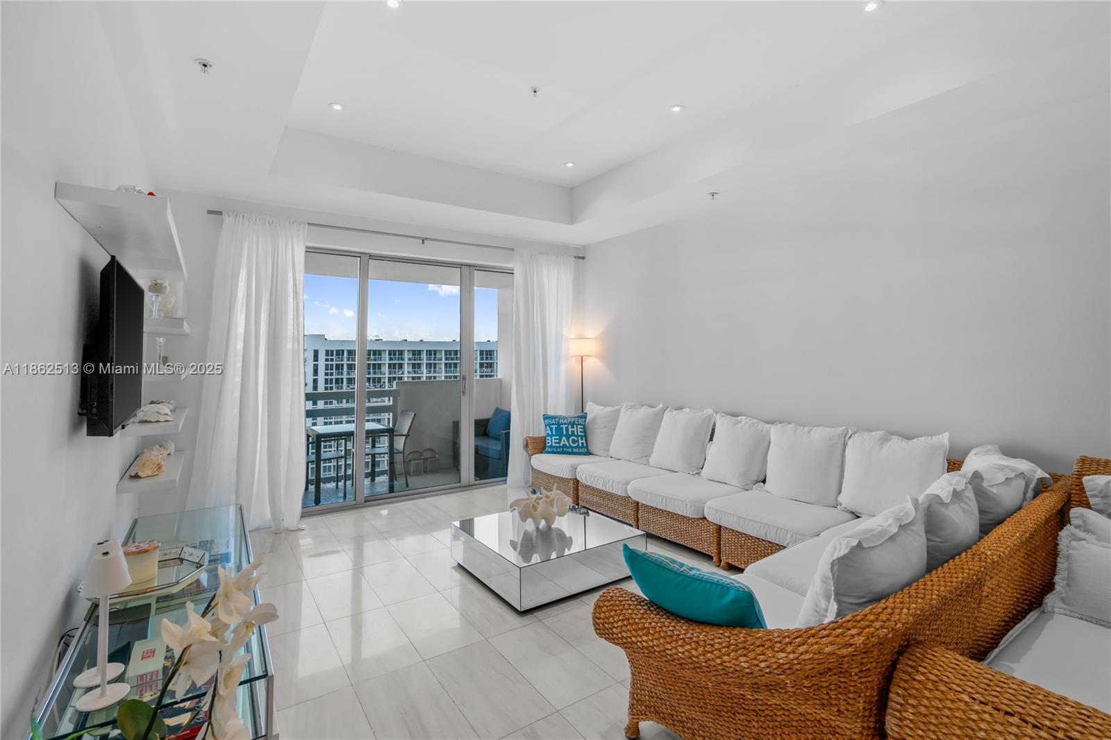 1500 Bay Road, Unit 1548S Miami Beach, FL 33139 - Photo 2 of 63