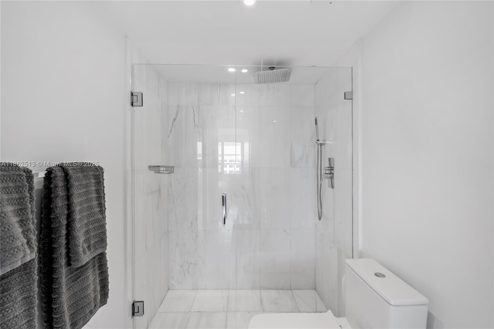 1500 Bay Road, Unit 1548S Miami Beach, FL 33139 - Photo 58 of 63