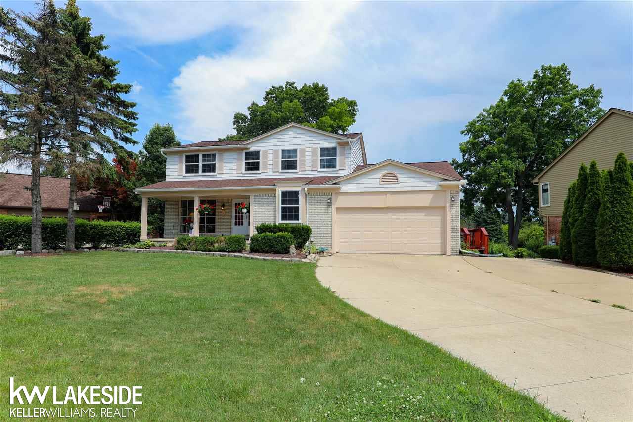 430 Sunlight Drive Rochester Hills, MI 48309 - Photo 3 of 34