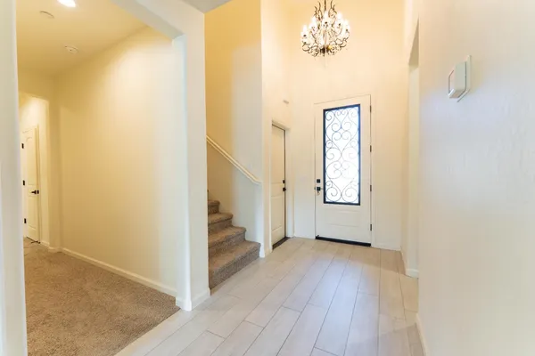 $570,000 | 2241 East Monte Verde Avenue, Visalia, CA 93292