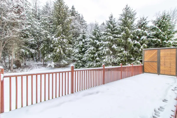 $499,000 | 322 Farmer Drive, St. Johnsbury, VT 05819