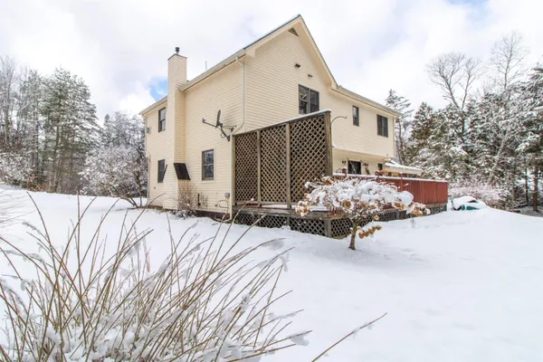 $499,000 | 322 Farmer Drive, St. Johnsbury, VT 05819