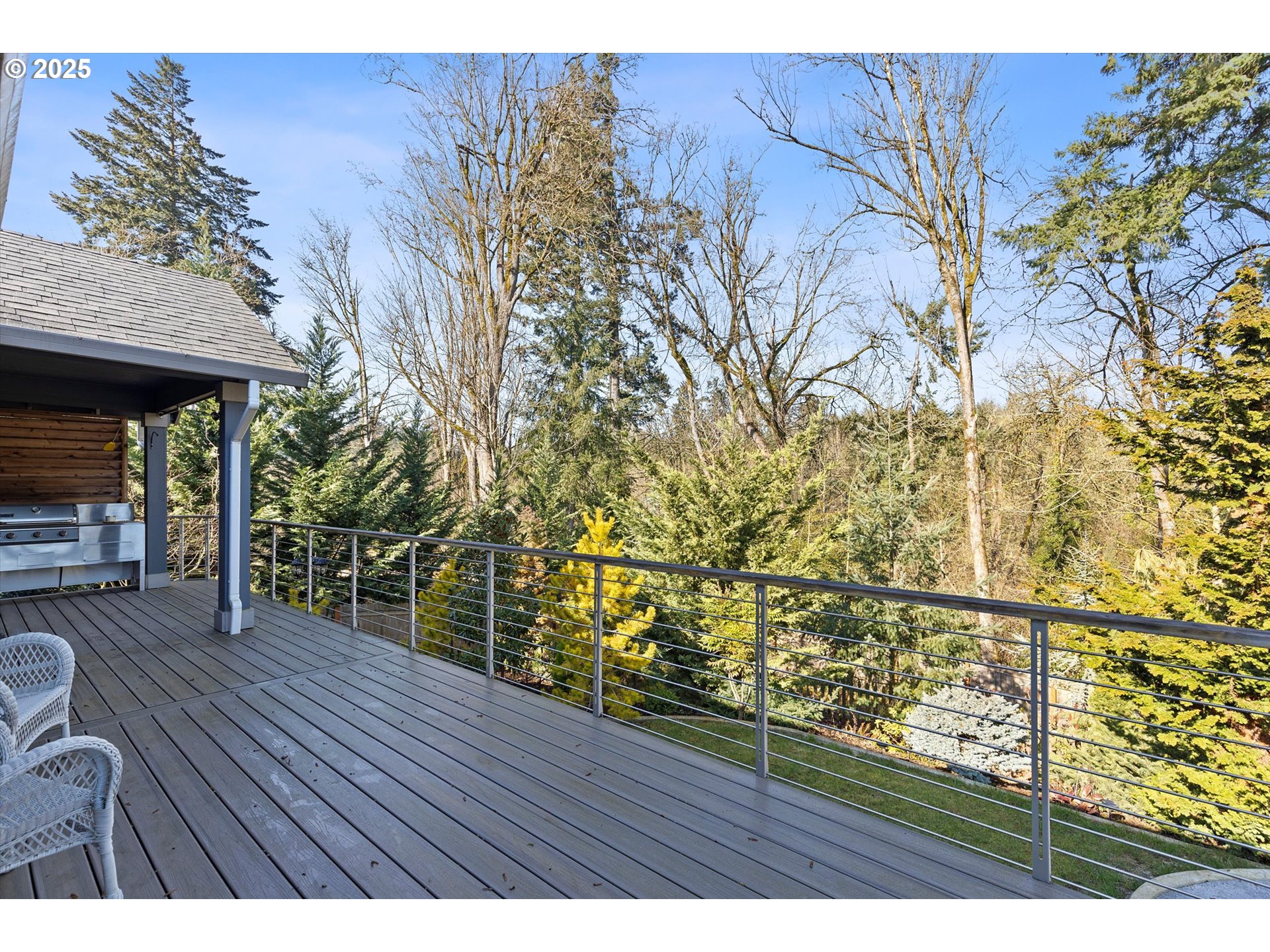 3975 10th Street Hubbard, OR 97032 - Photo 24 of 48 Deck