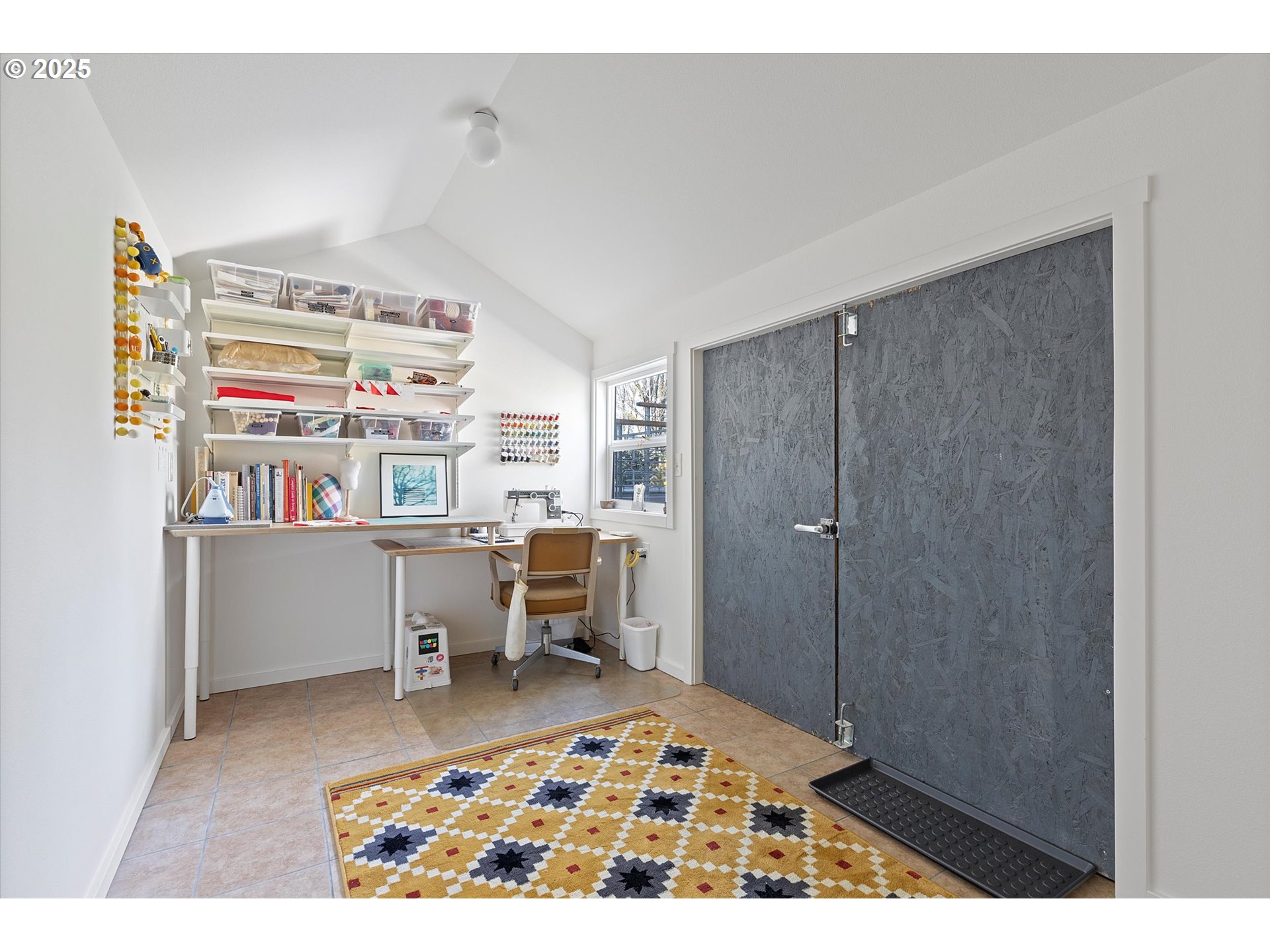 3975 10th Street Hubbard, OR 97032 - Photo 28 of 48 Studio