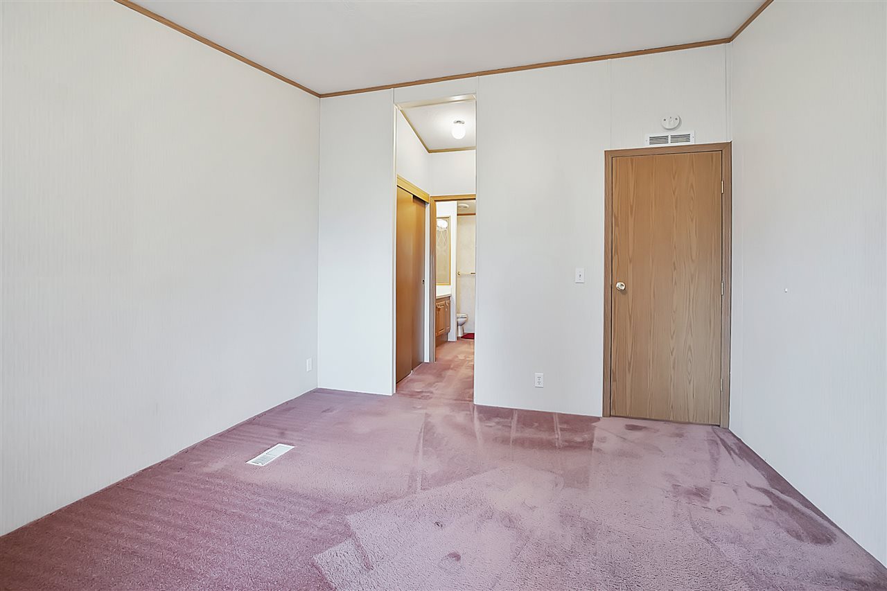 318 South Weber Road Deer Park, WA 99006 - Photo 11 of 20