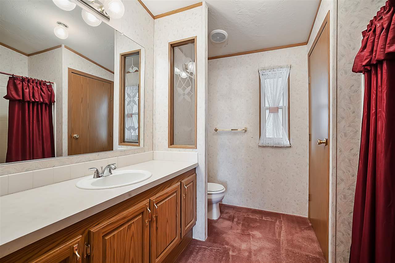 318 South Weber Road Deer Park, WA 99006 - Photo 13 of 20