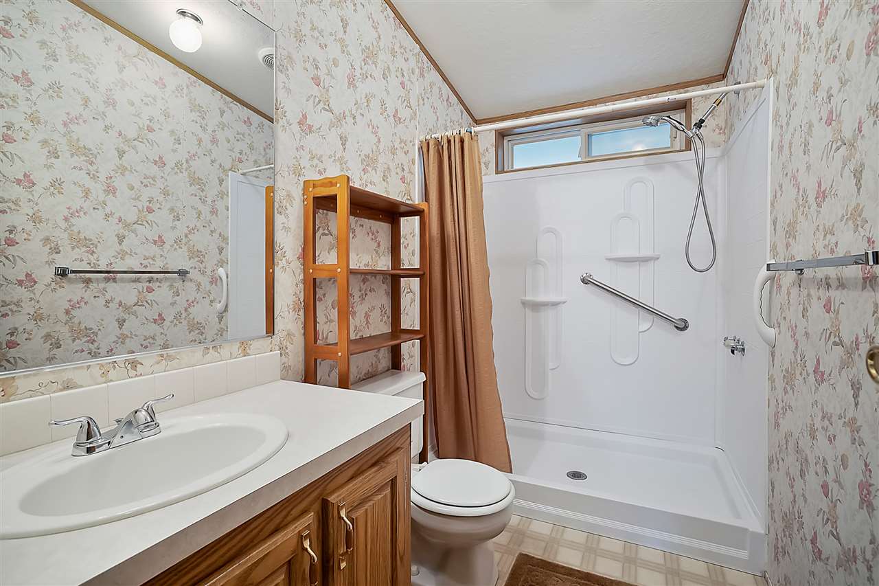 318 South Weber Road Deer Park, WA 99006 - Photo 15 of 20