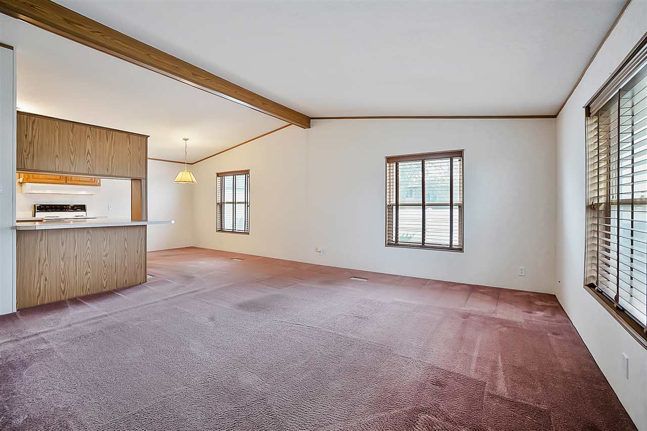 318 South Weber Road Deer Park, WA 99006 - Photo 6 of 20