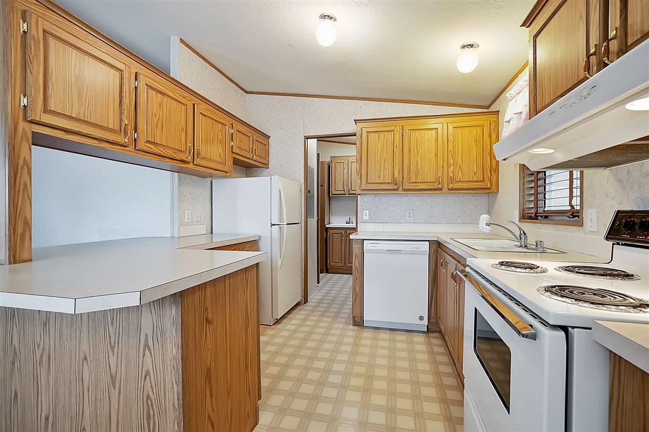 318 South Weber Road Deer Park, WA 99006 - Photo 8 of 20