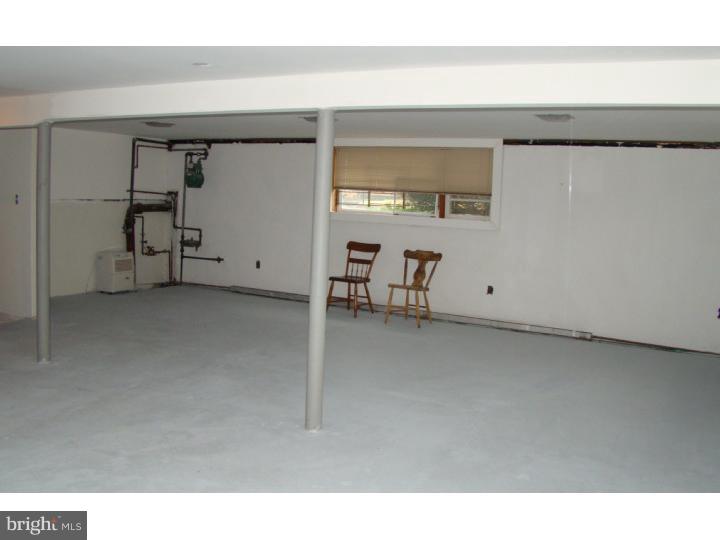 155 Coleman Road Hamilton Square, NJ 08690 - Photo 15 of 22