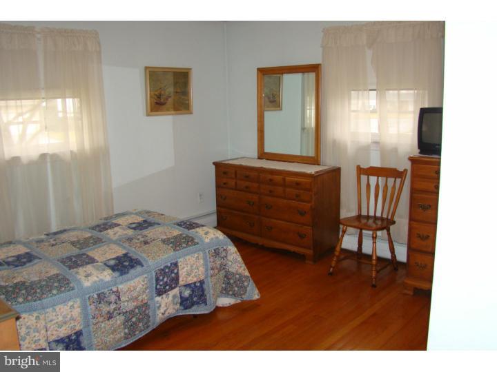 155 Coleman Road Hamilton Square, NJ 08690 - Photo 10 of 22