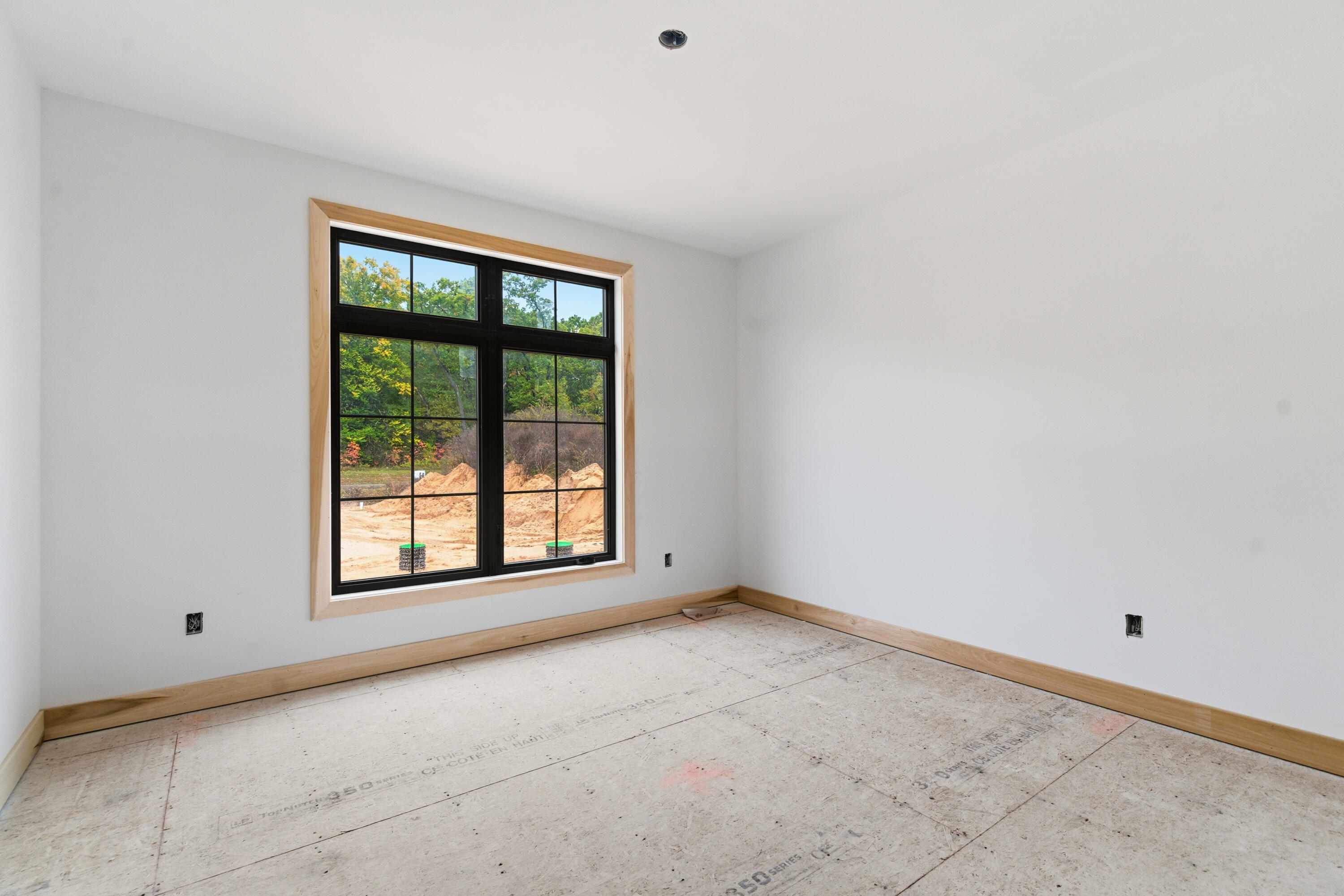 61121 Airpark Lane Mattawan, MI 49071 - Photo 15 of 41 DSC00469