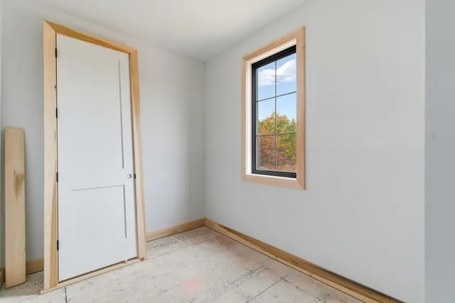 $950,000 | 61121 Airpark Lane, Mattawan, MI 49071