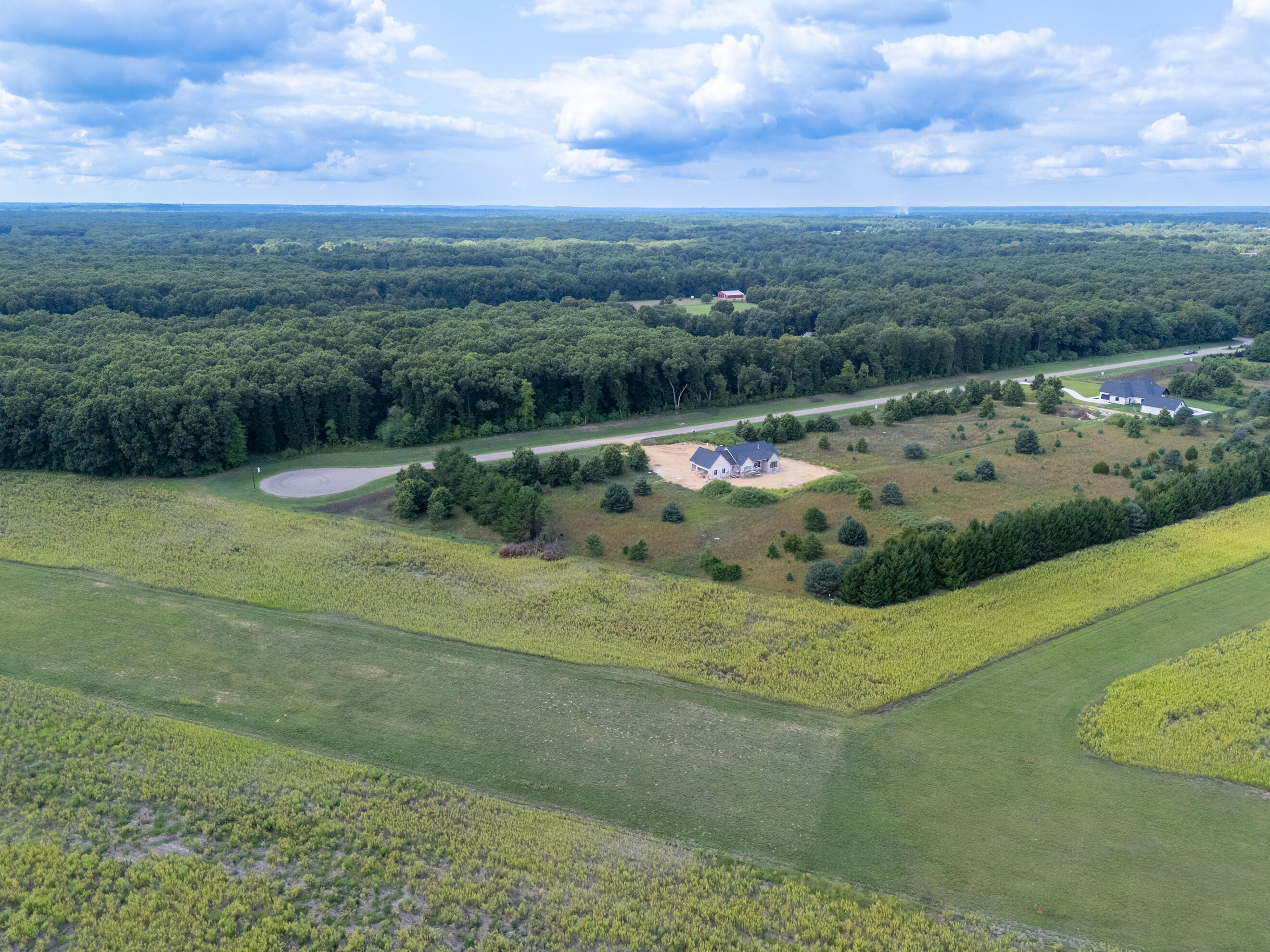 61121 Airpark Lane Mattawan, MI 49071 - Photo 30 of 41 DJI_20250822153221_0240_D