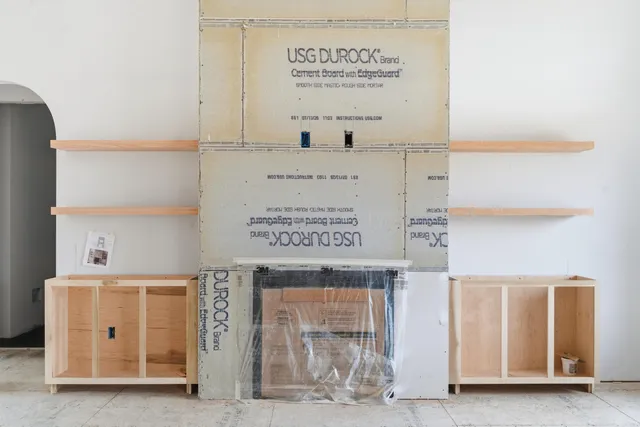 $950,000 | 61121 Airpark Lane, Mattawan, MI 49071