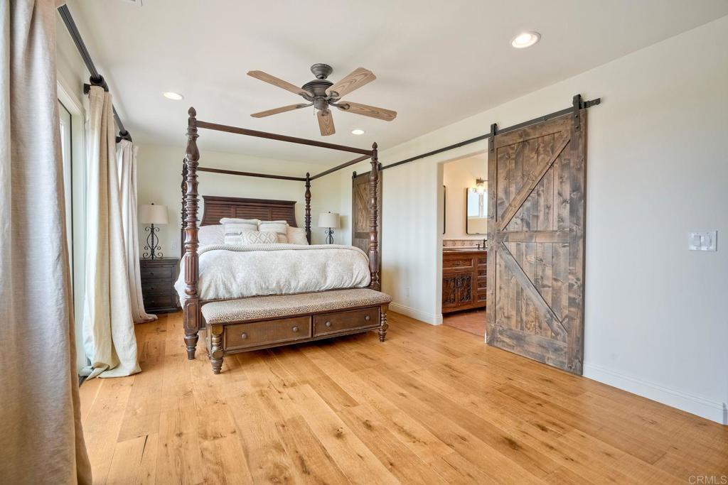1007 Eolus Avenue Encinitas, CA 92024 - Photo 17 of 49 Second Level Primary Bedroom
