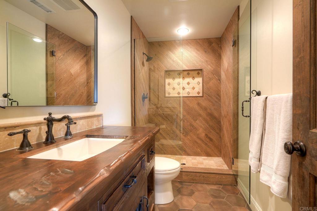 1007 Eolus Avenue Encinitas, CA 92024 - Photo 32 of 49 First Floor Bathroom