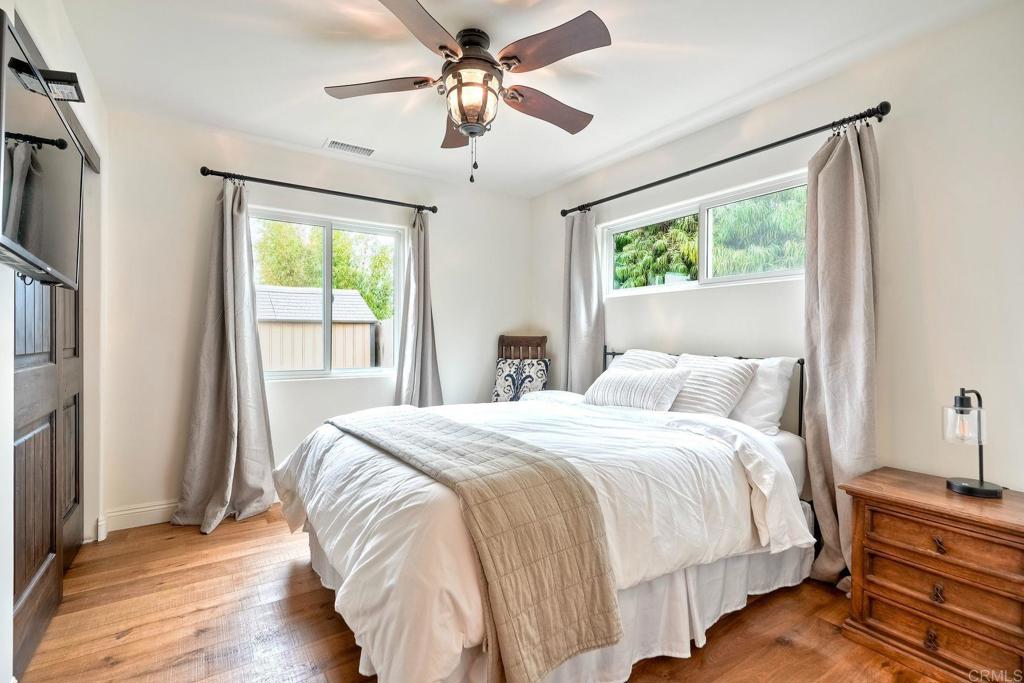 1007 Eolus Avenue Encinitas, CA 92024 - Photo 33 of 49 First Floor Bedroom
