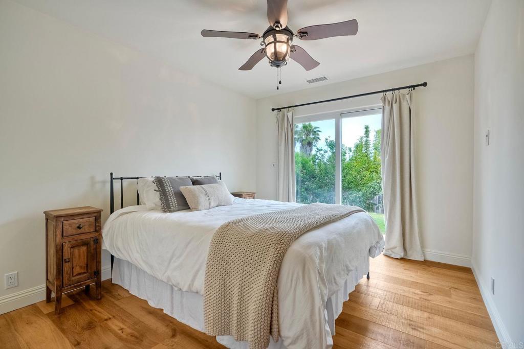 1007 Eolus Avenue Encinitas, CA 92024 - Photo 34 of 49 First Floor Bedroom