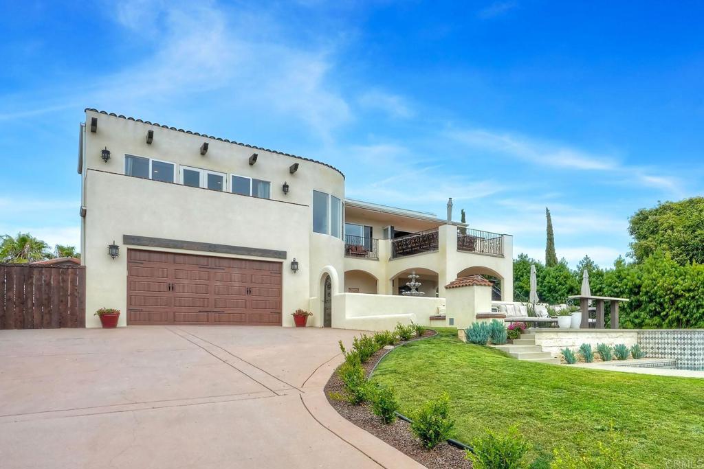 1007 Eolus Avenue Encinitas, CA 92024 - Photo 4 of 49 Welcome to 1007 Eolus Ave.