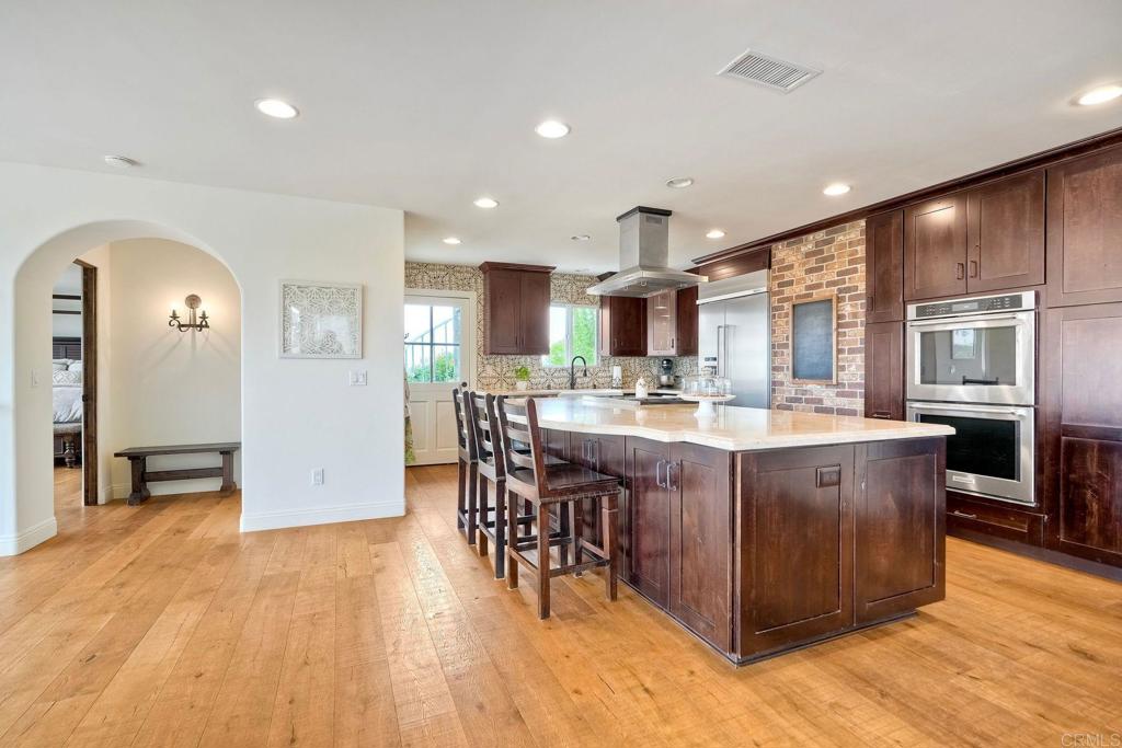 1007 Eolus Avenue Encinitas, CA 92024 - Photo 10 of 49 Chef's Kitchen