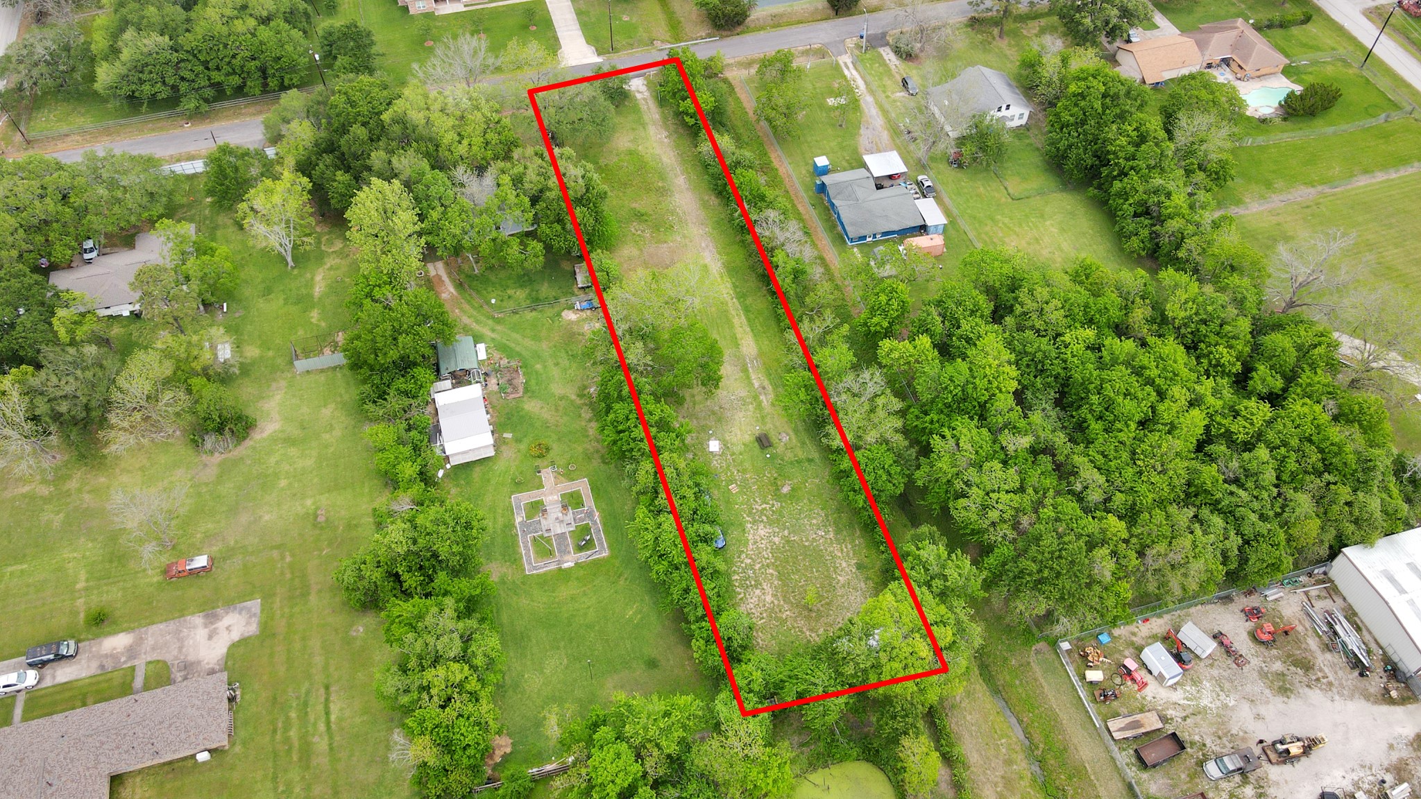 703 N Road Baytown, TX 77521 - Photo 31 of 34