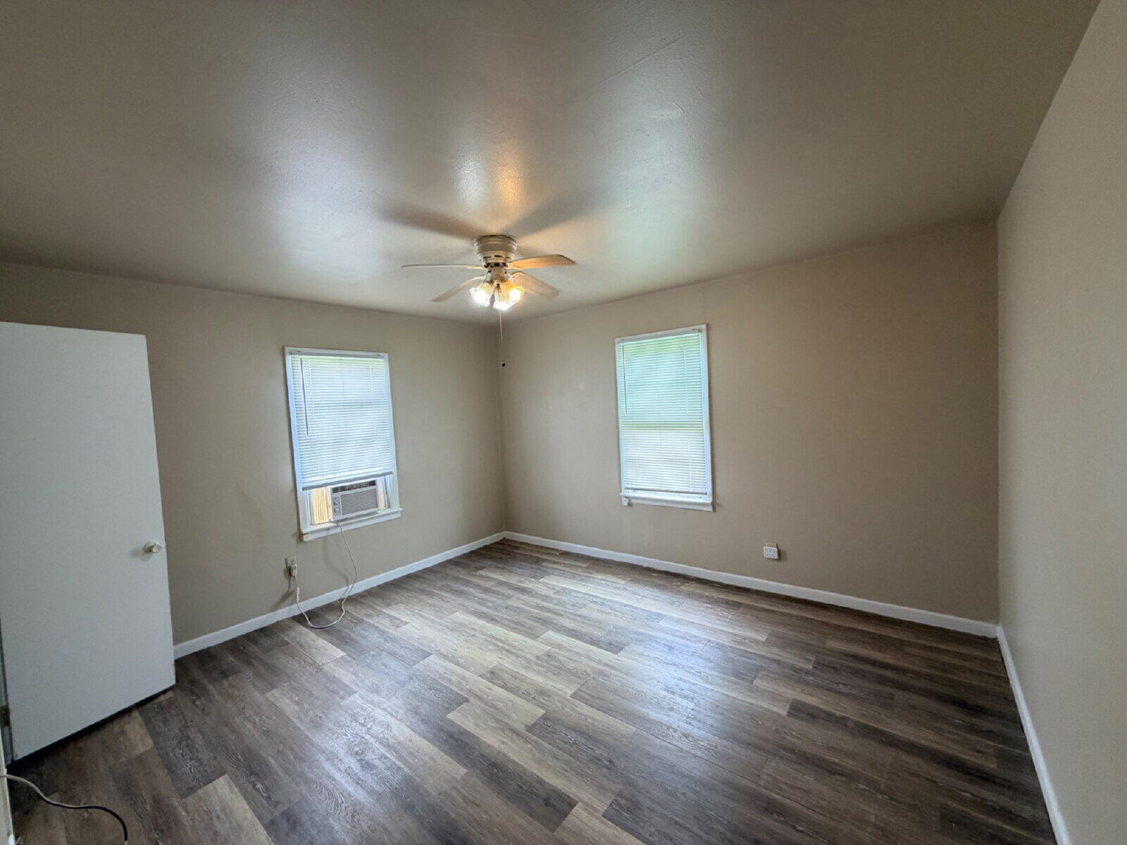 6214 24th Street, Unit B Lubbock, TX 79407 - Photo 7 of 10 large - 2026-06-16T100256.262
