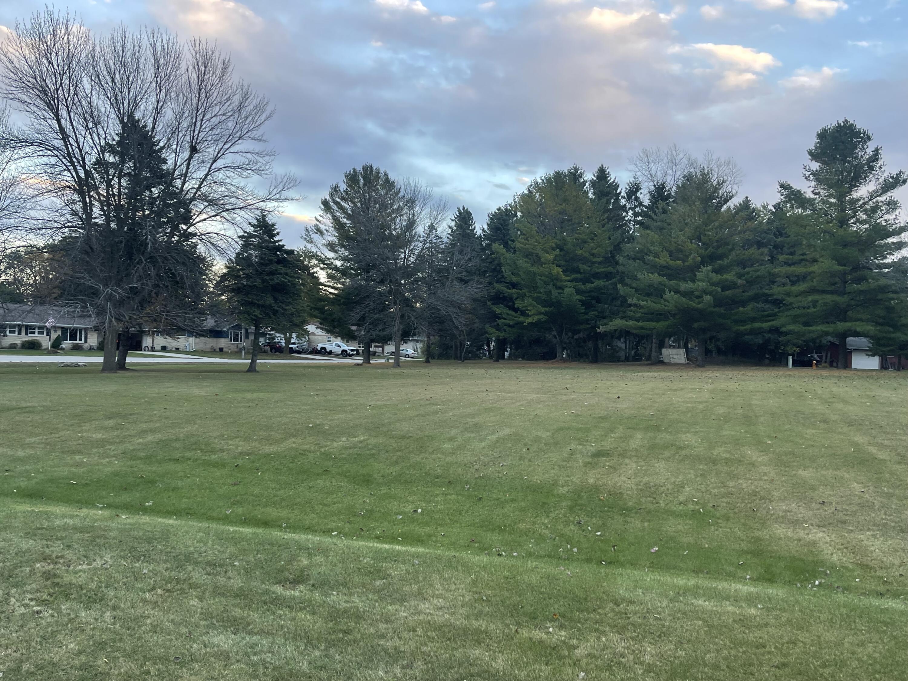 Two Hawthorne Avenue Two Rivers, WI 54241 - Photo 3 of 5 IMG_8625