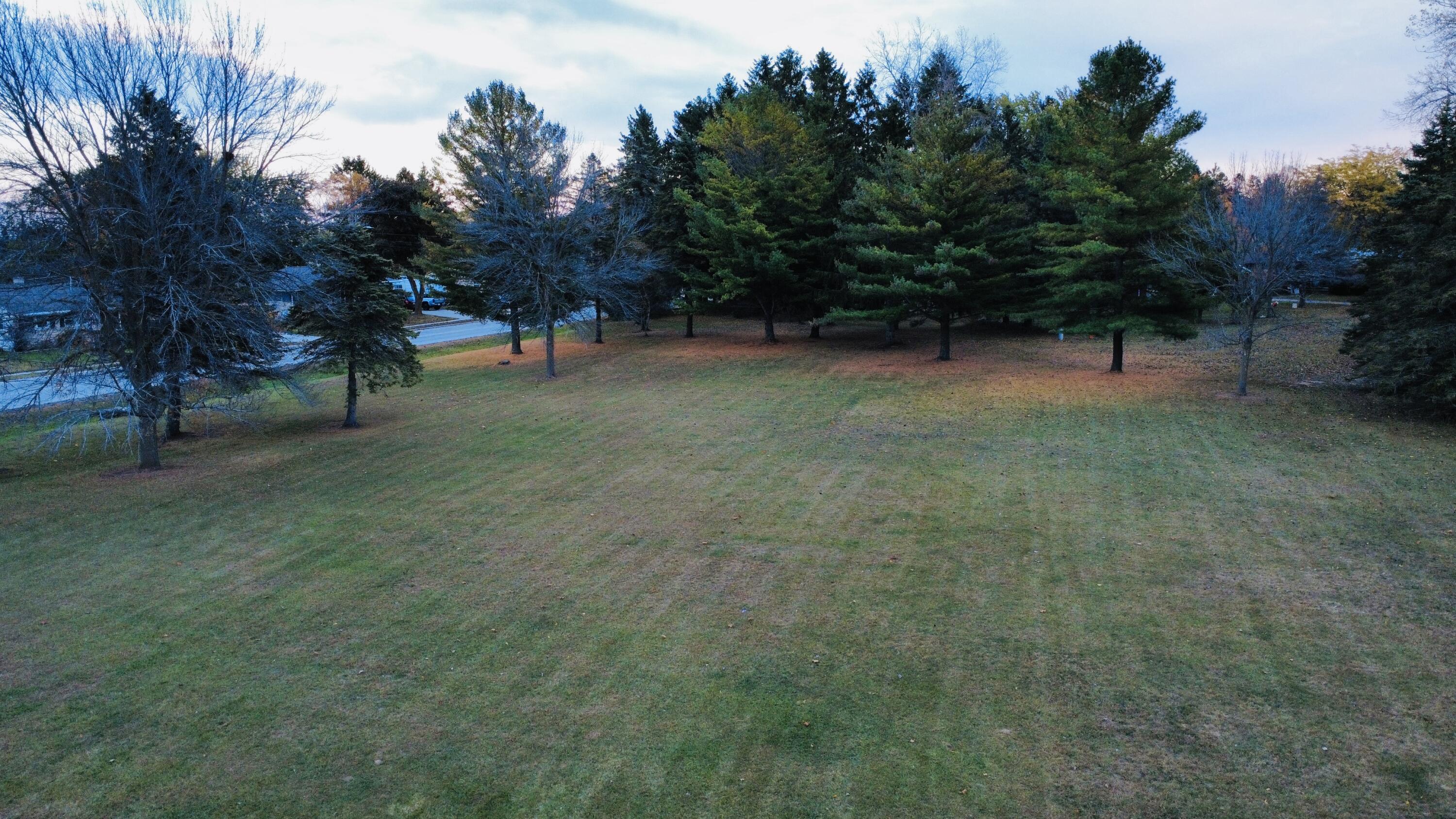 Two Hawthorne Avenue Two Rivers, WI 54241 - Photo 5 of 5 3