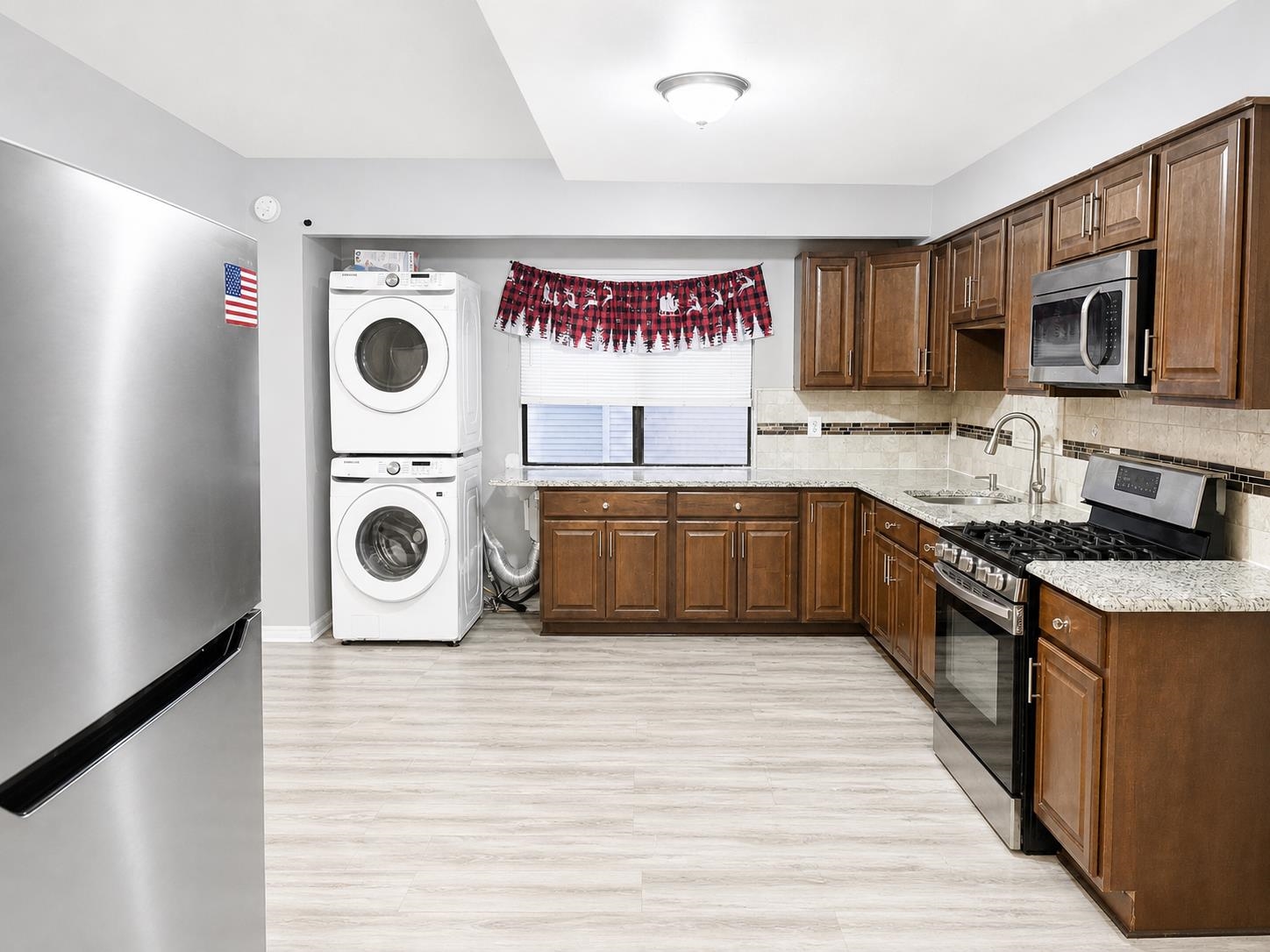 212 45th Street, Unit 2 Union City, NJ 07087 - Photo 1 of 10