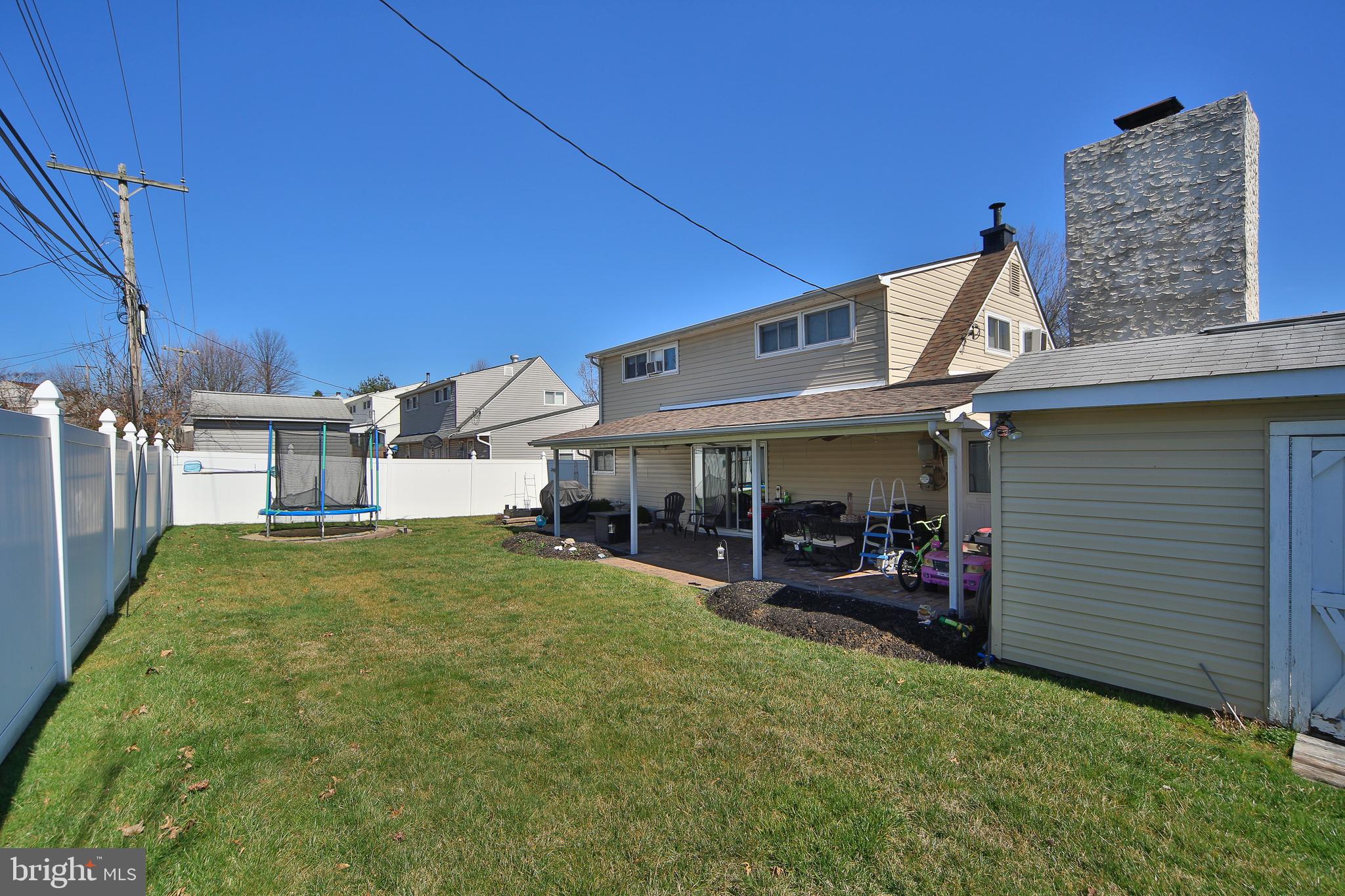 17 Hyacinth Road Levittown, PA 19056 - Photo 27 of 33 Gallery Image 27
