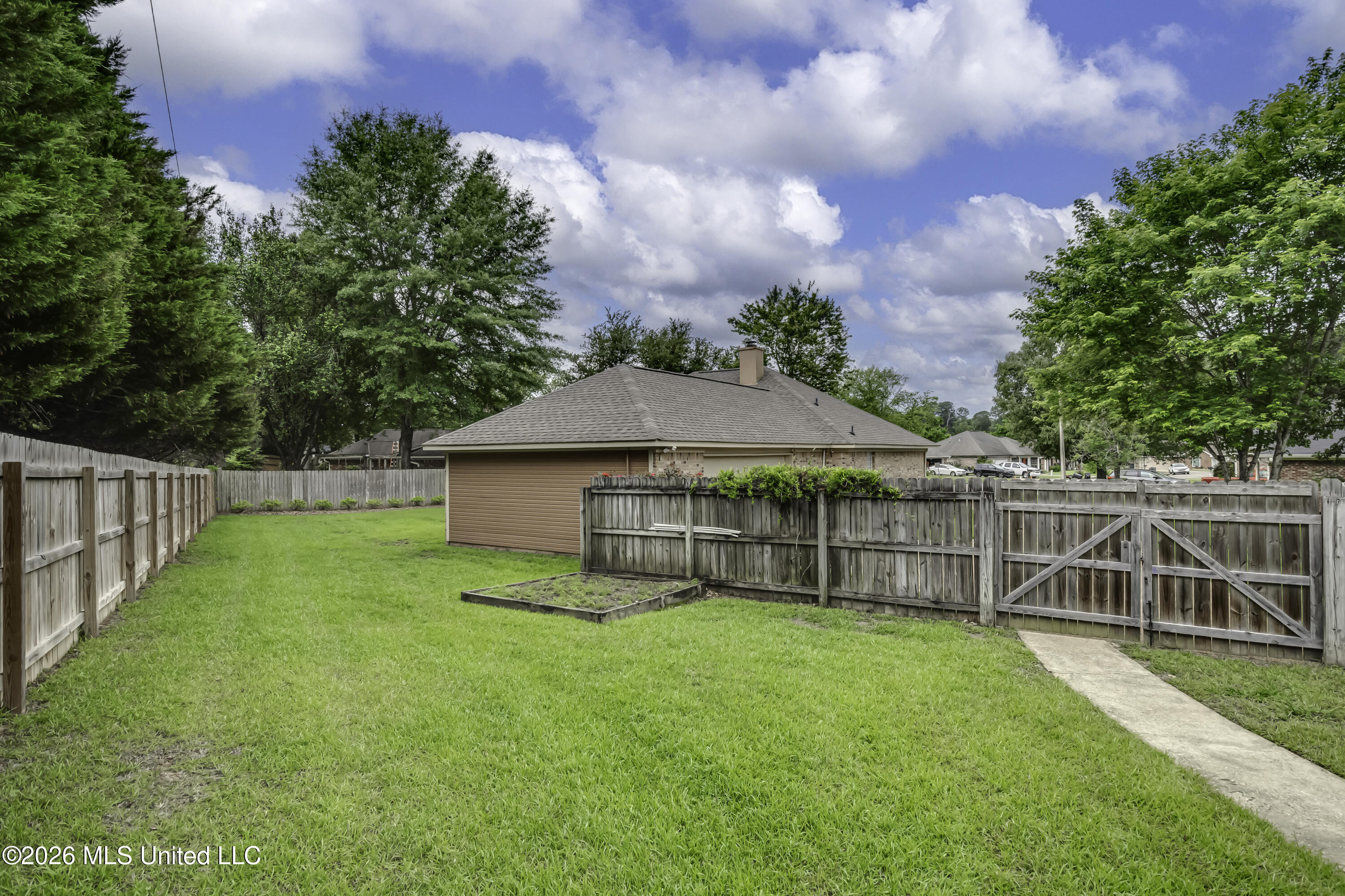 1229 Crossview Court Brandon, MS 39042 - Photo 24 of 28 1229 Crossview Ct--12