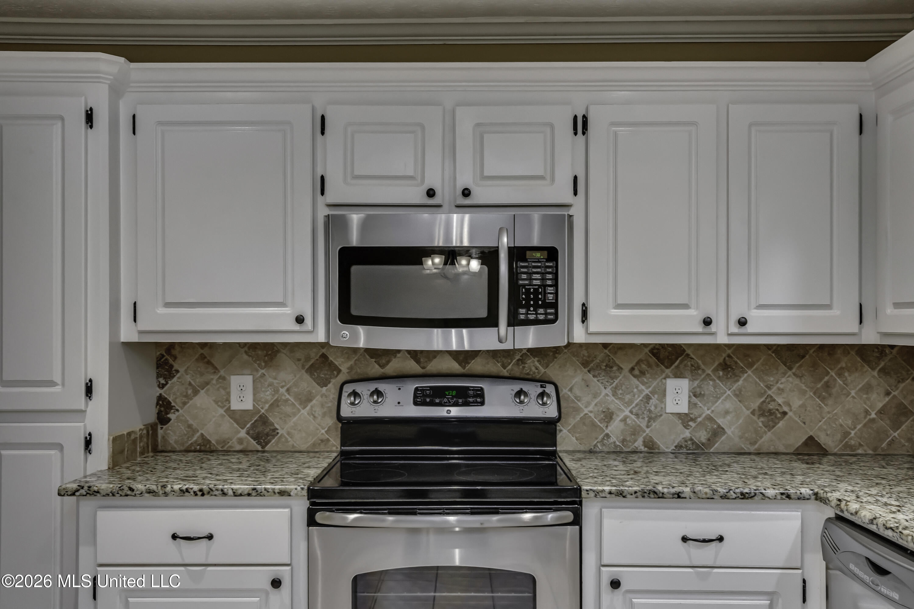 1229 Crossview Court Brandon, MS 39042 - Photo 10 of 28 1229 Crossview Ct--37