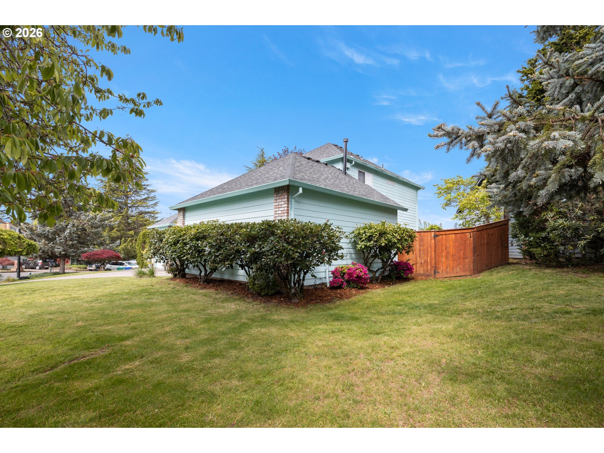 4057 Northeast 5th Drive Gresham, OR 97030 - Photo 5 of 48