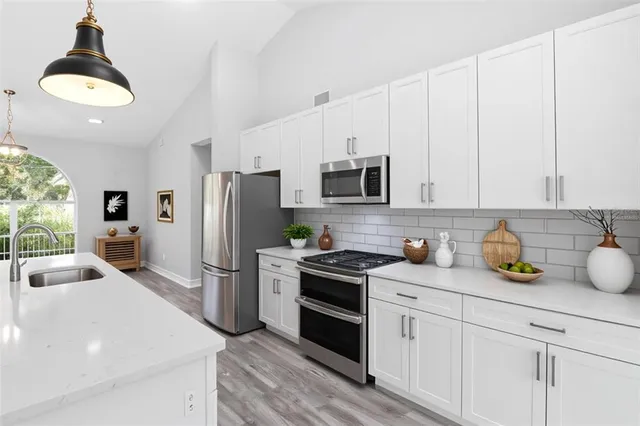 $375,000 | 155 Pine Street, Homosassa, FL 34446