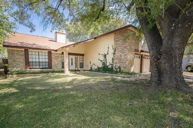 $2,295 | 3302 Gallop Cove, Austin, TX 78745