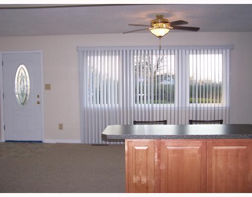 1812 Maratta Road Aliquippa, PA 15001 - Photo 4 of 9 Den/Family/Great Room.