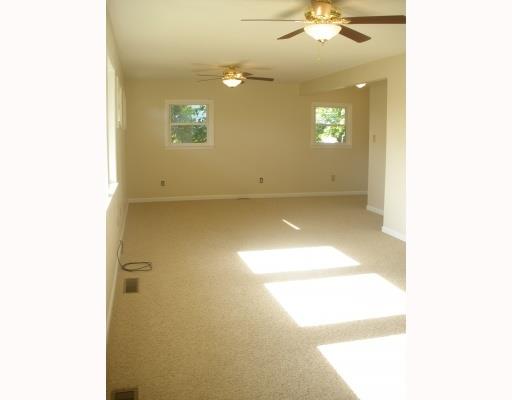 1812 Maratta Road Aliquippa, PA 15001 - Photo 5 of 9 Den/Family/Great Room.