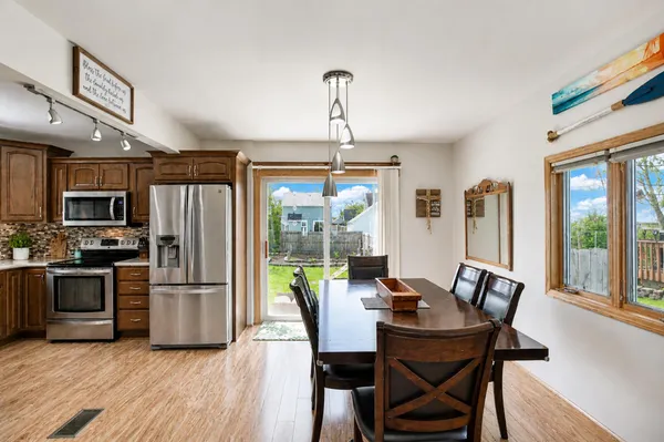 $249,900 | 810 10th Avenue Southeast, Austin, MN 55912