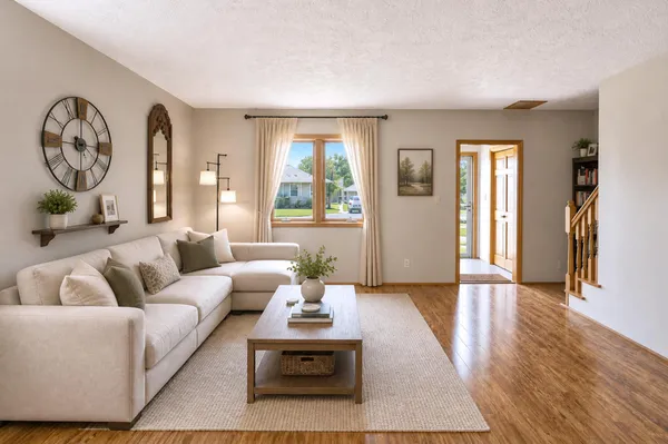 $249,900 | 810 10th Avenue Southeast, Austin, MN 55912