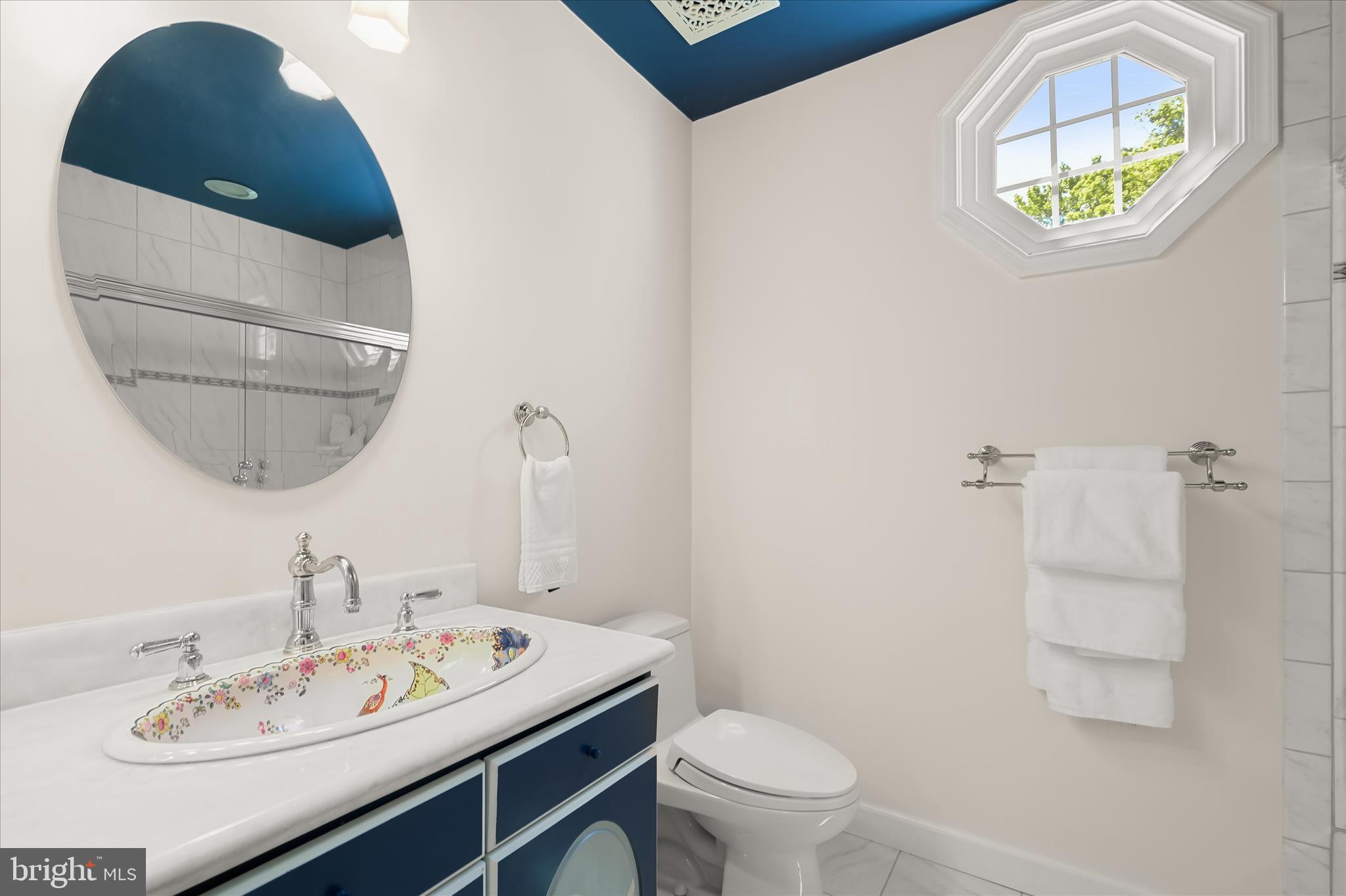 345 Derbyshire Lane Riva, MD 21140 - Photo 28 of 42 Hall bath with decorative sink