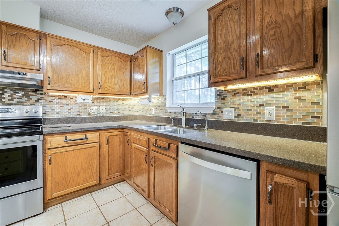 161 Jennifer Circle Rincon, GA 31326 - Photo 15 of 38 and then" a great working kitchen with appliances