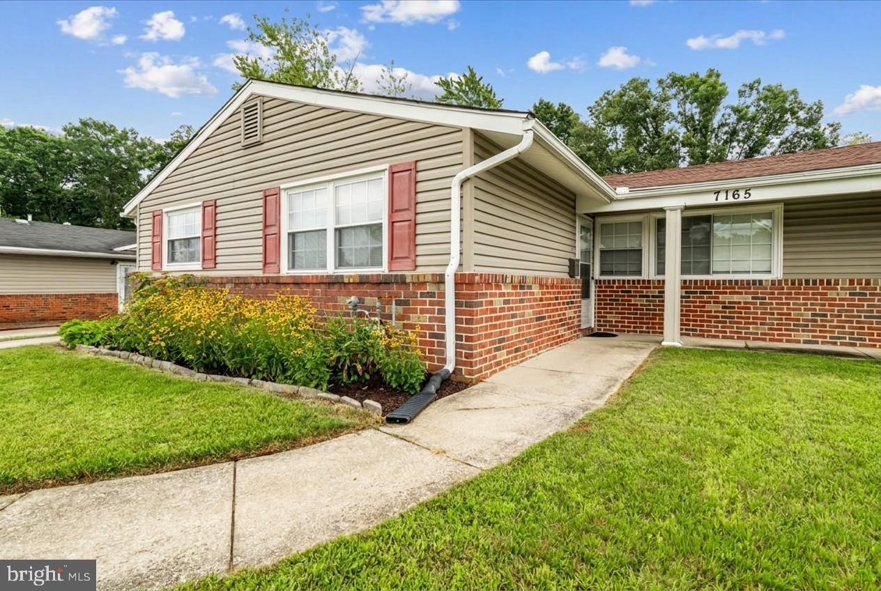 7165 Fairbrook Road Windsor Mill, MD 21244 - Photo 2 of 28 7165 Fairbrook Rd!