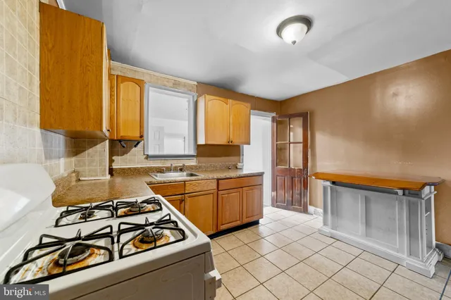 $175,000 | 811 South Warren Street, Trenton, NJ 08611